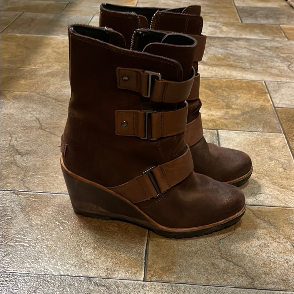 Sorel Dark Brown Wedge Boots